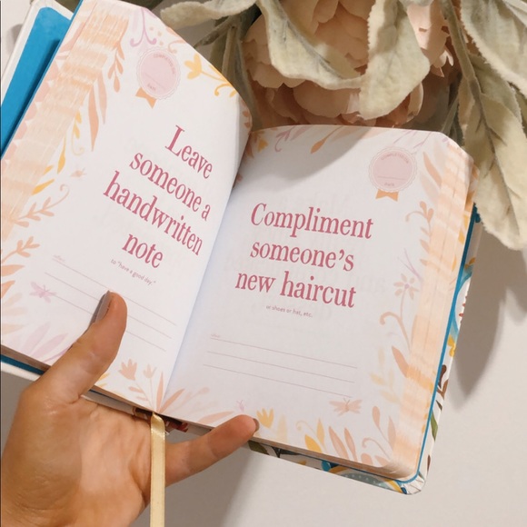 One Good Deed A Day Journal - Picture 2 of 2